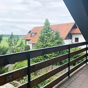 Ela's Komenda